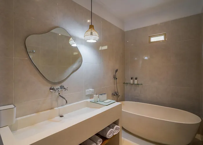 New! Sony 2 - 3br Next To Legian ヴィラ