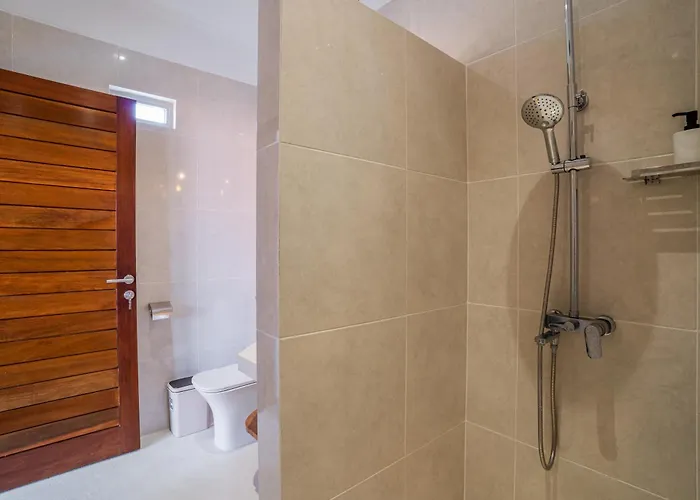 New! Sony 2 - 3br Next To Legian ヴィラ
