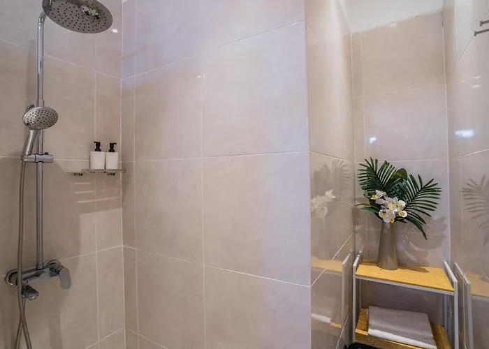 ヴィラ New! Sony 2 - 3br Next To Legian スミニャック